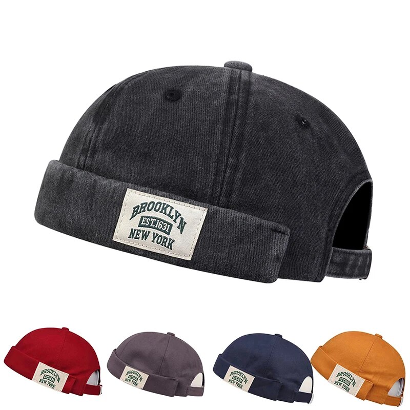 Street Fashion In New York - Men Women BROOKLYN New York Hat