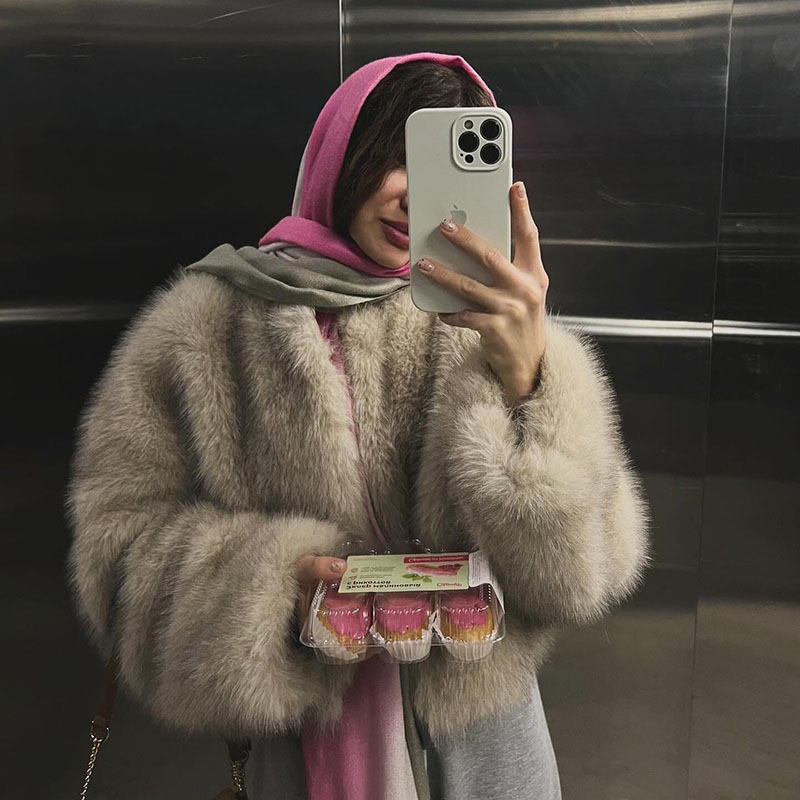 Iconic Street Fashion Week Lux - Street Fashion Week review and price