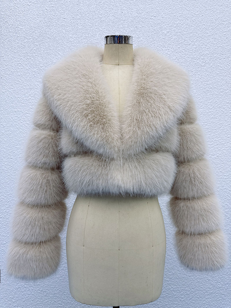 Item Number 0115X Iconic Stree - Street Fashion Week review and price
